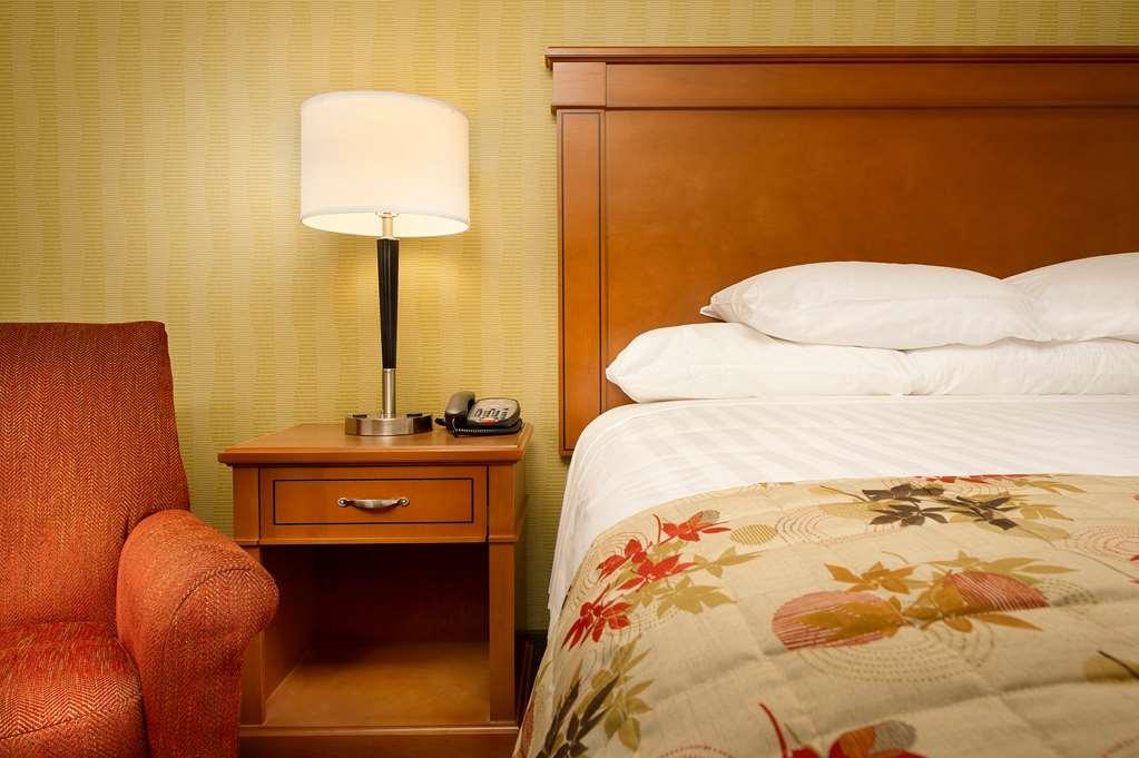 Drury Plaza Hotel Nashville Franklin Room photo