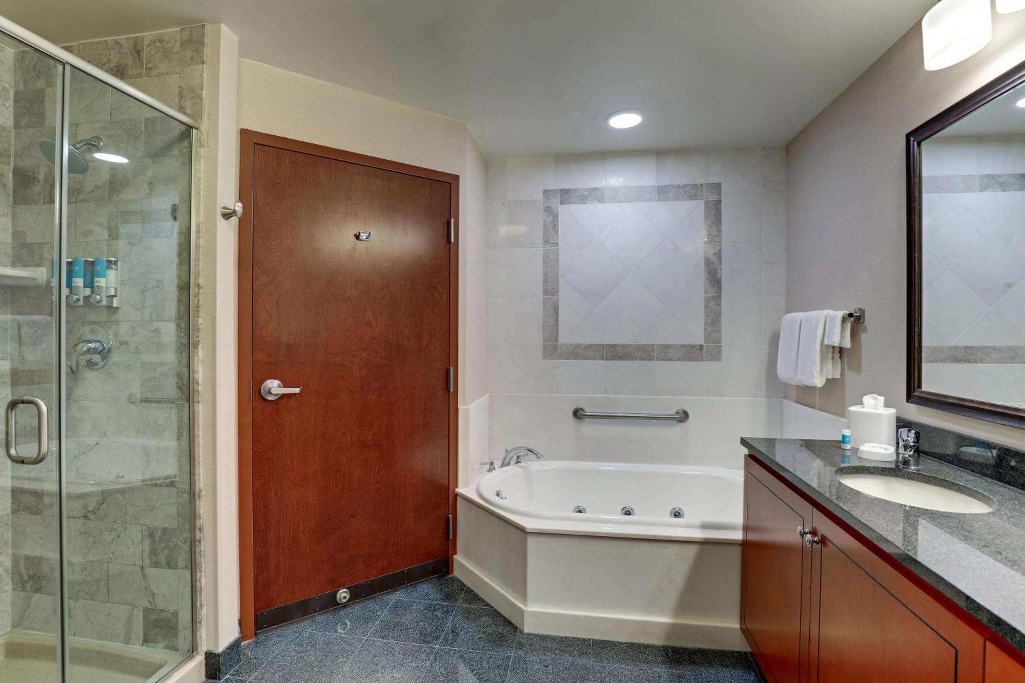 Drury Plaza Hotel Nashville Franklin Exterior photo